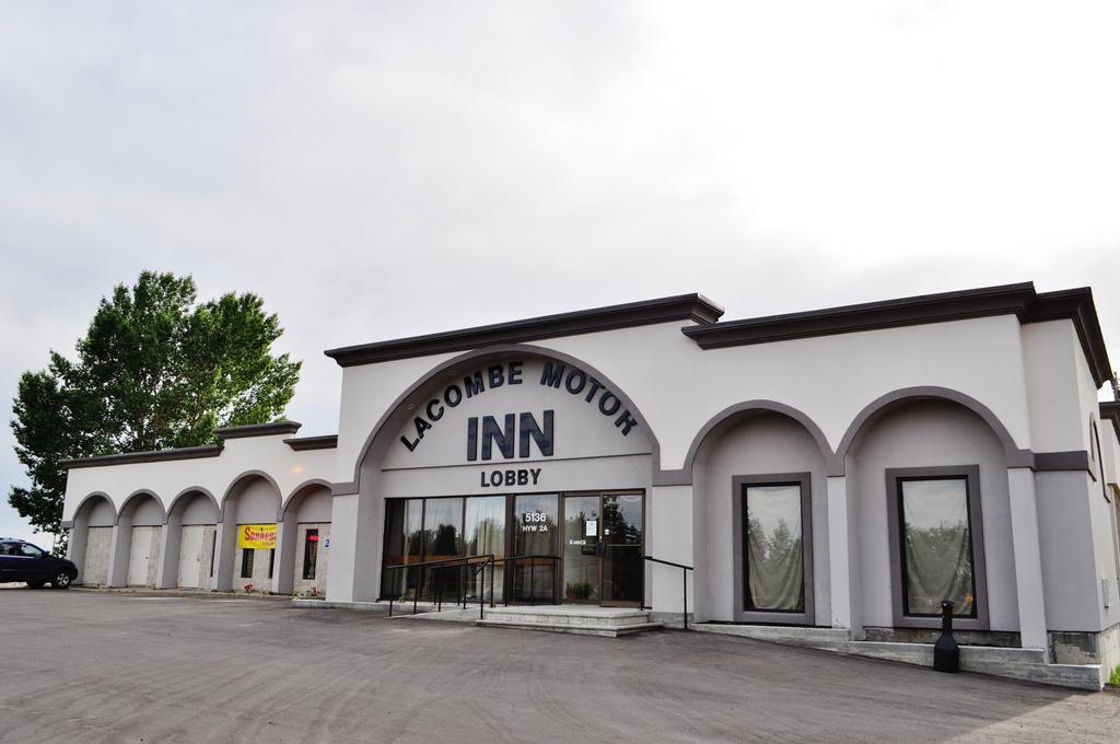 Lacombe Motor Inn Exterior foto